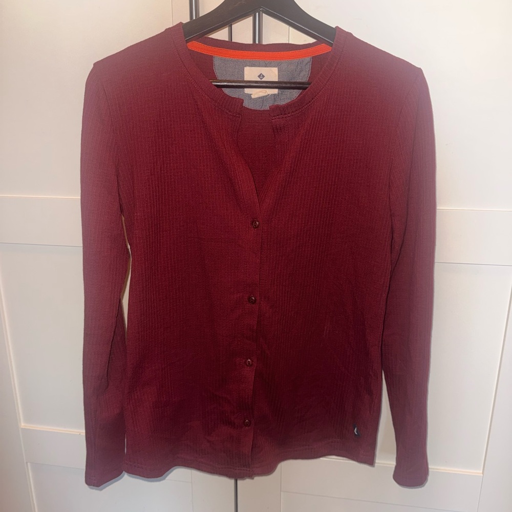 Sperry Maroon Ribbed Button-Up Shirt with Orange Trim